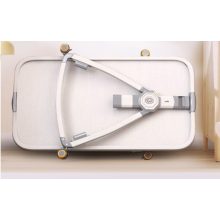 összecsukható kiságy, 6 állítható pozíció, dönthető, zárrendszer, rovarháló, tárolókosár, kerekek fékekkel, rózsaszín