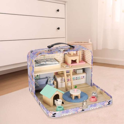 Babaház bőröndben, kiegészítők, fa bútorok