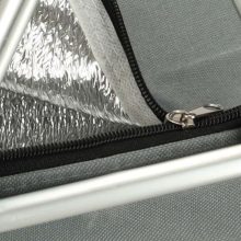 Szürke színű, összecsukható, termikus piknikkosár