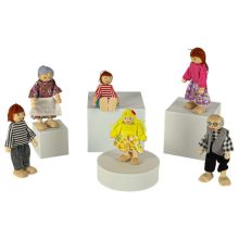 Babák babaház családnak 6 db.