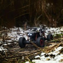 Távirányítós Autó Rc Rock Crawler Hb-p1001 4wd 2.4ghz 1:10